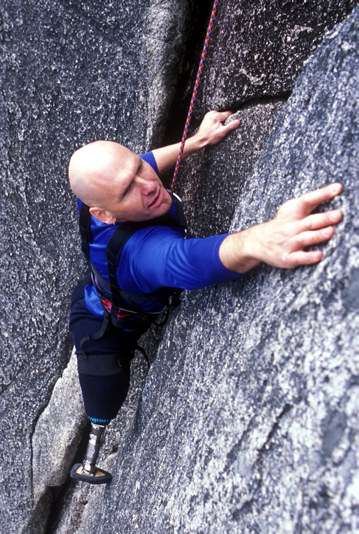 Warren-Macdonald-Climbing